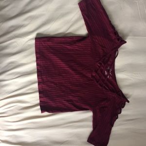 cute burgundy crop top !